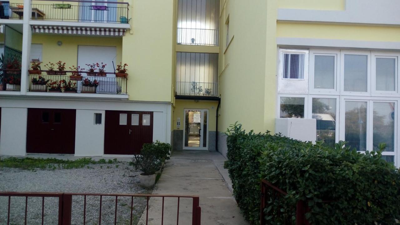 Appartamento Perco Riva Foscolo Grado Esterno foto